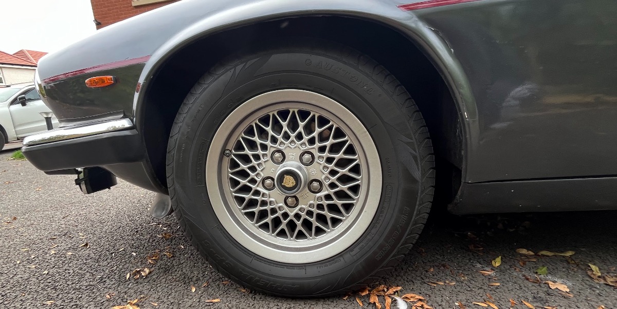 1990 Jaguar XJS Image 6